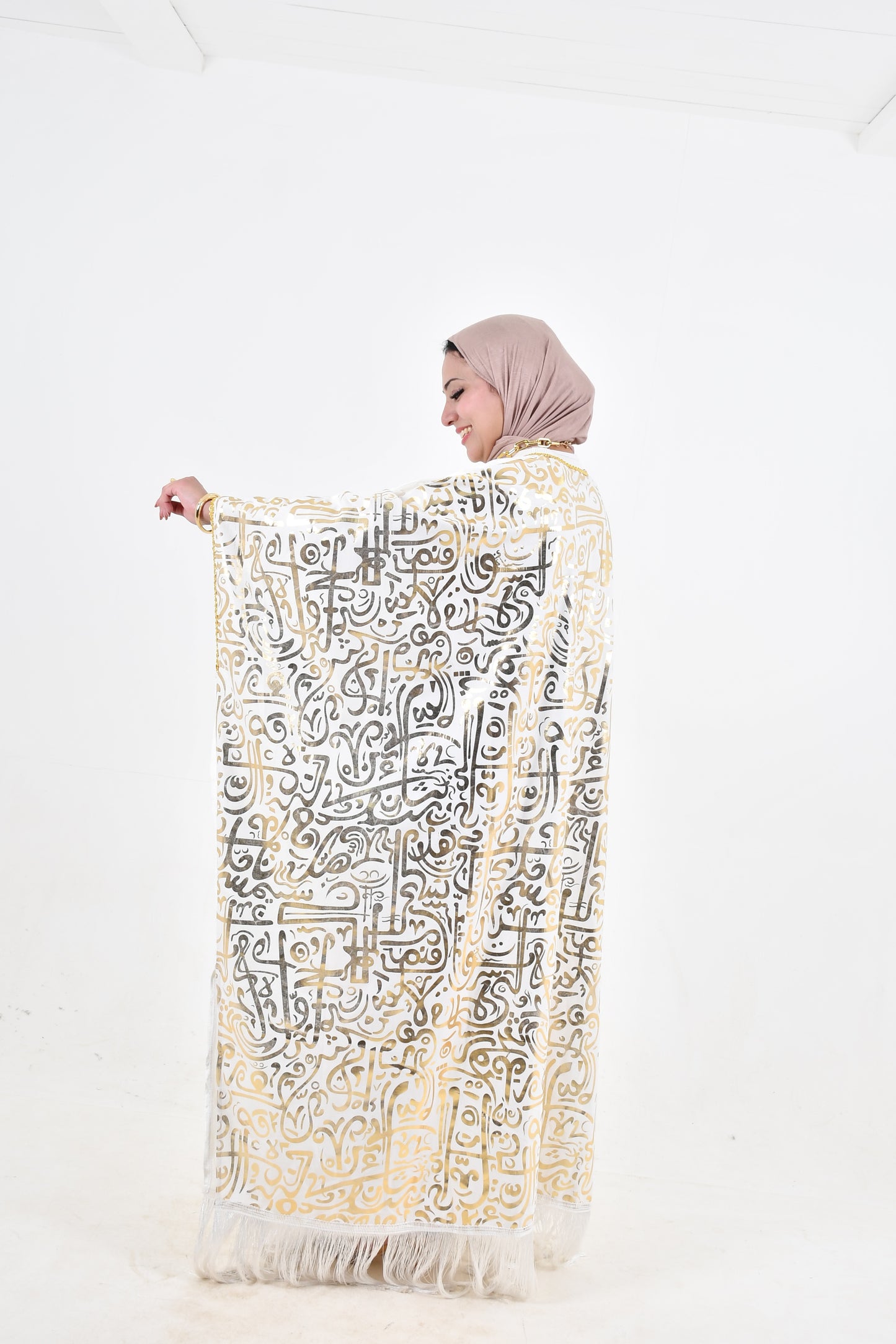 Taj Kaftan White